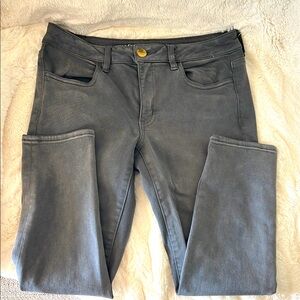Women's Gray American Eagle Outfitters cropped Jeans